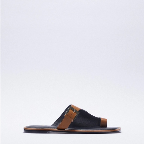 ZARA Asymmetric Flat Leather Sandals With Buckle - Picture 5 of 7